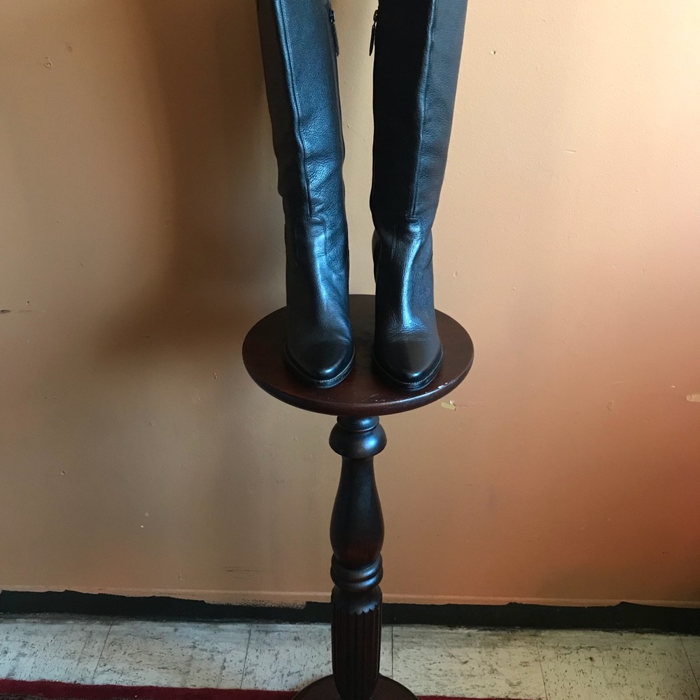 Boots - Picture 2 of 2